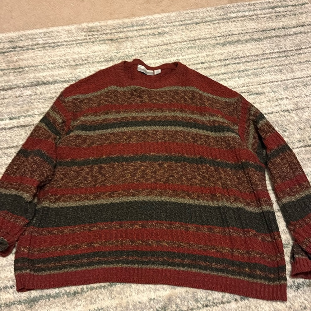 Men’s sweater